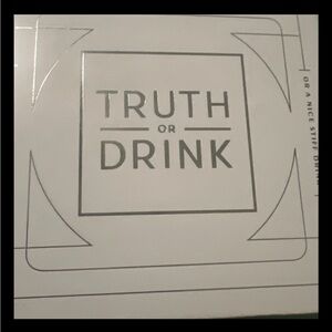 Drink or Tell The Truth Card Games Funny Board Game for Adult Drinks Strategy'f8